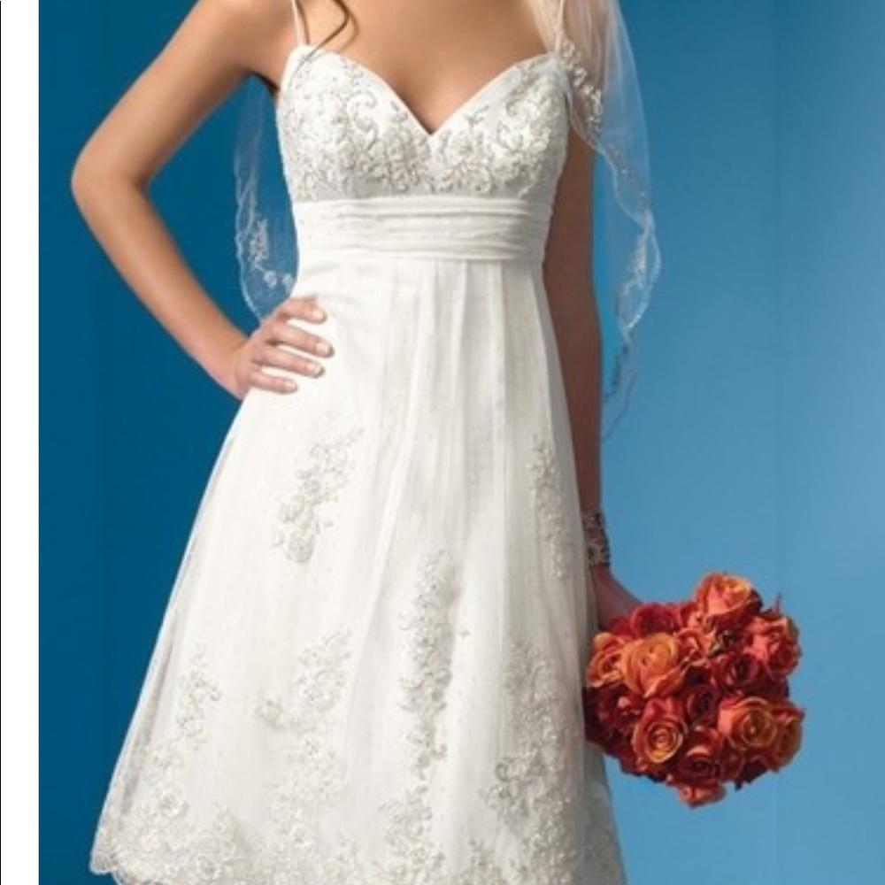 Alfred Angelo White Dress/Wedding dress.